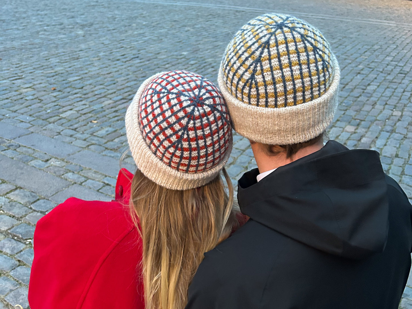 Khione Hat – English